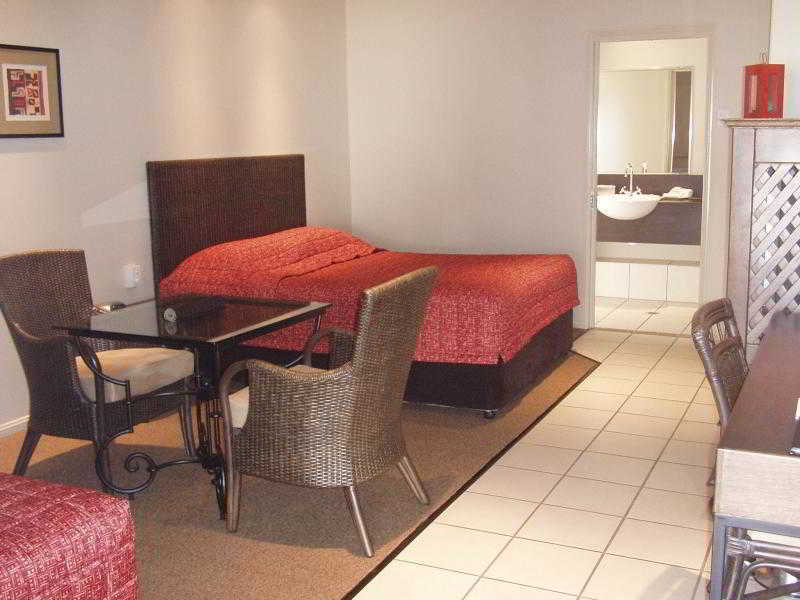 Best Western Bungil Creek Motel Roma Oda fotoğraf